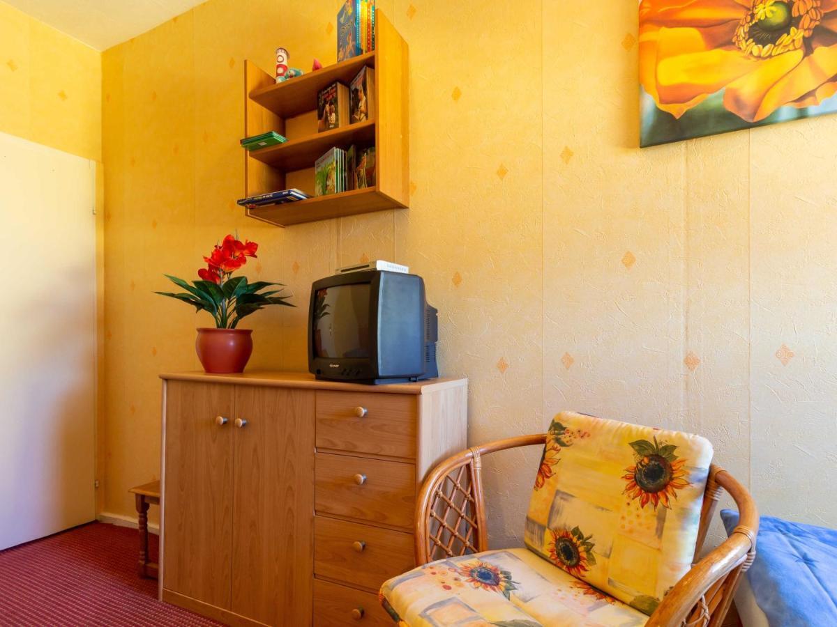 Ferienwohnung Familie Schmidt Bergen Auf Rugen Buitenkant foto